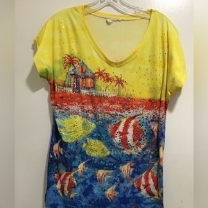 Beautiful Rinestone Beach Hut Scene Short Sleeve Top in Size Large/XLarge